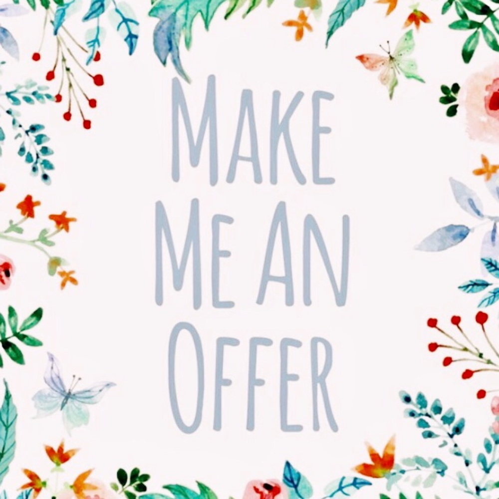 I will always consider reasonable offers 🖤